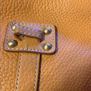 Meet your Posher, Lucy